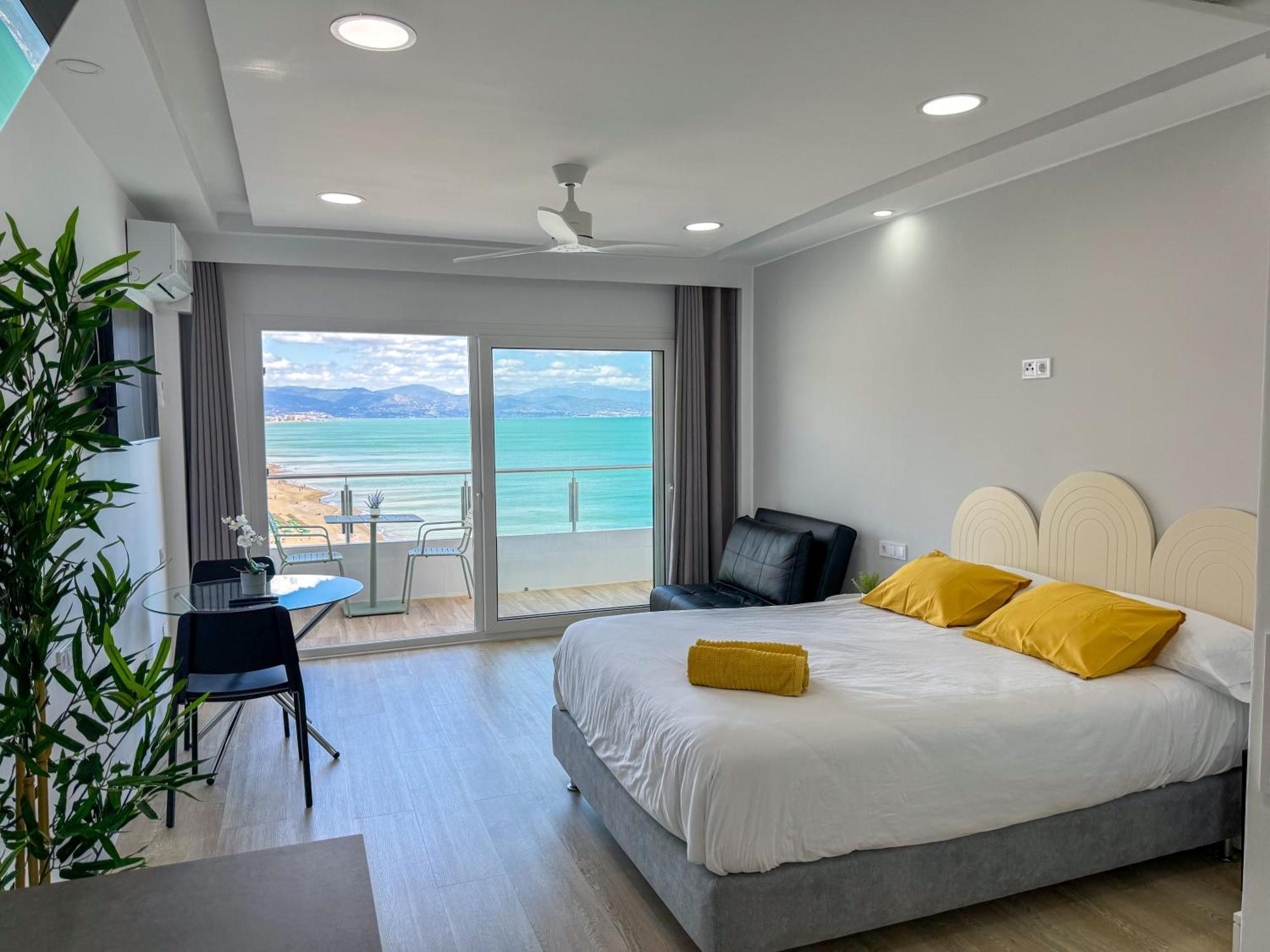 Spectacular Sea Views Torremolinos Apartment Ngoại thất bức ảnh